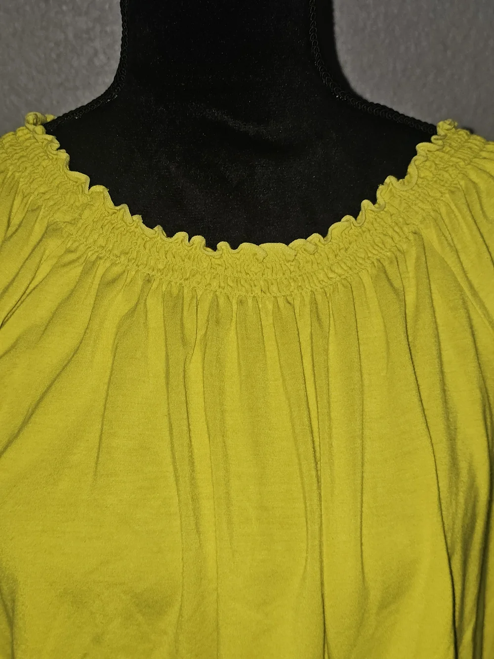 INC International Concepts Bright Yellow Smocked Puff Sleeve Crop Top - Picture 2 of 13